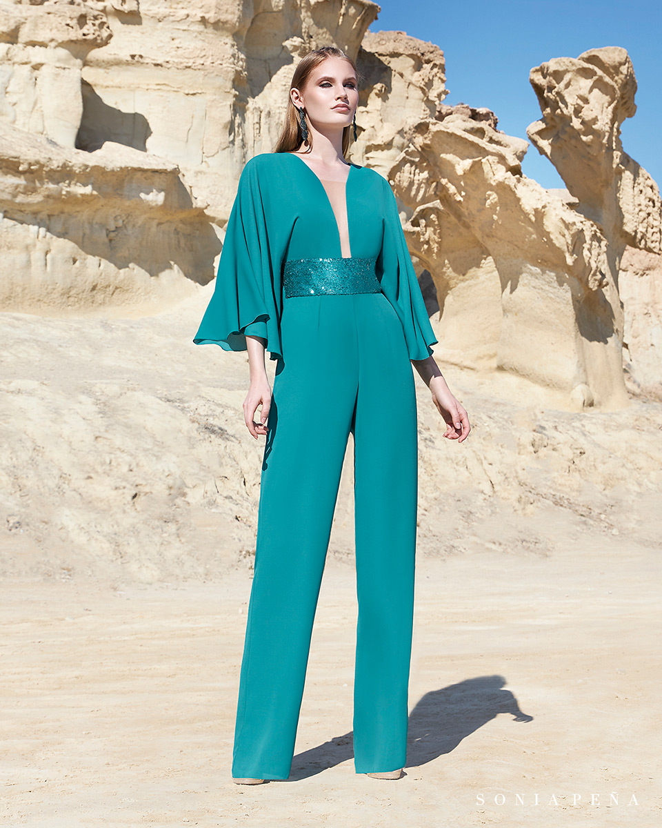 Pant suits, Trouser suits, trousers and Jumpsuits. Spring-Summer Trece Lunas Collection 2020. Sonia Peña - Ref. 1200129